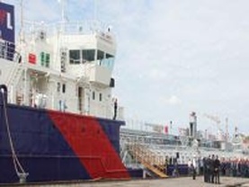 На судостроительном заводе в Херсоне построят новый танкер-98